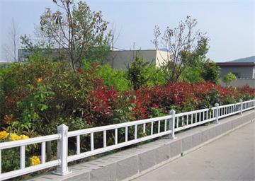 鋁合金草坪護欄